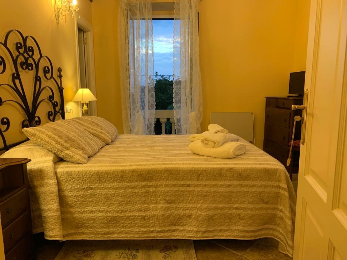 Villa Auristela Navia Buitenkant foto